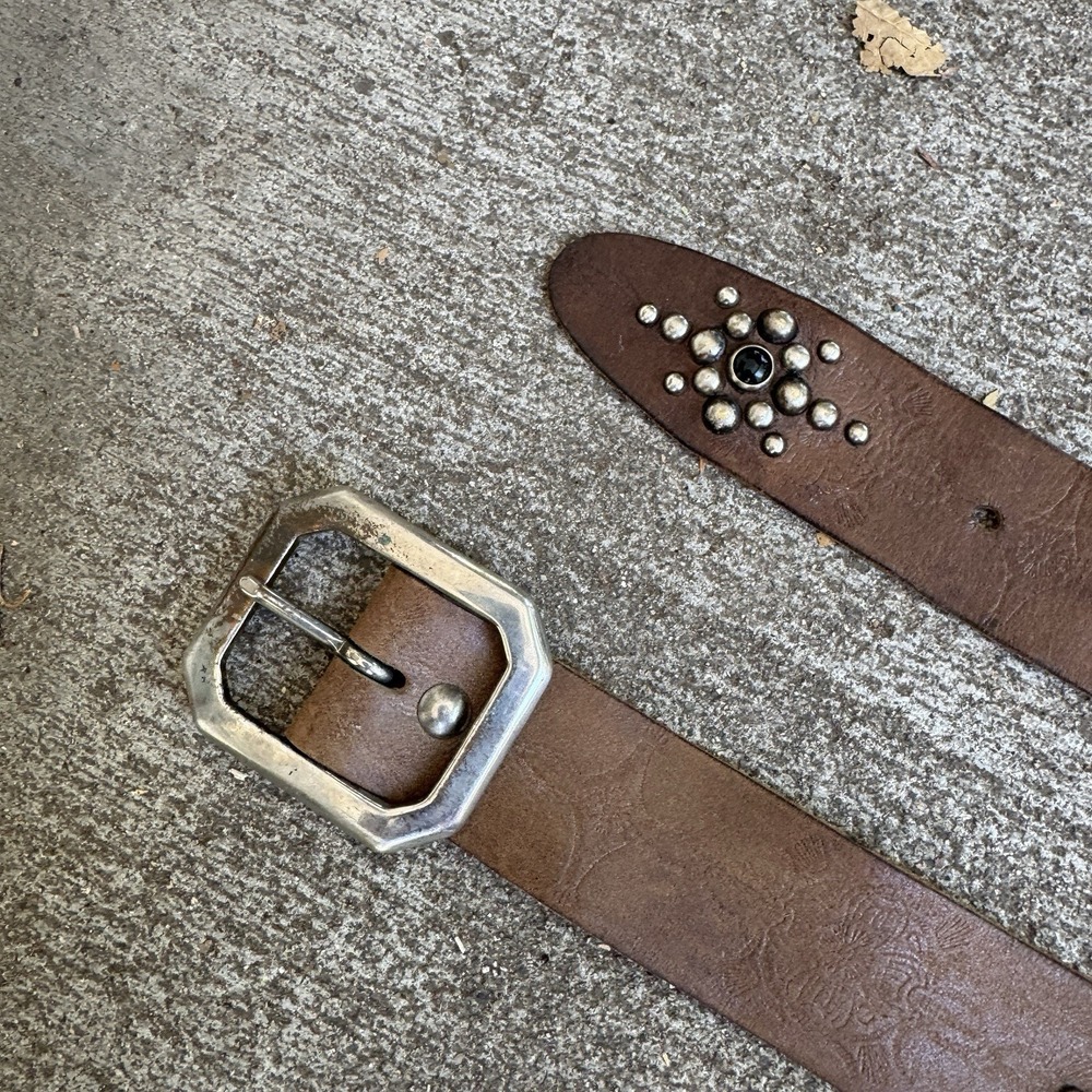 Brown Old Stud Handmade ASPEN Studded Belt Vintage Style Studded Rockabilly - Picture 2 of 7